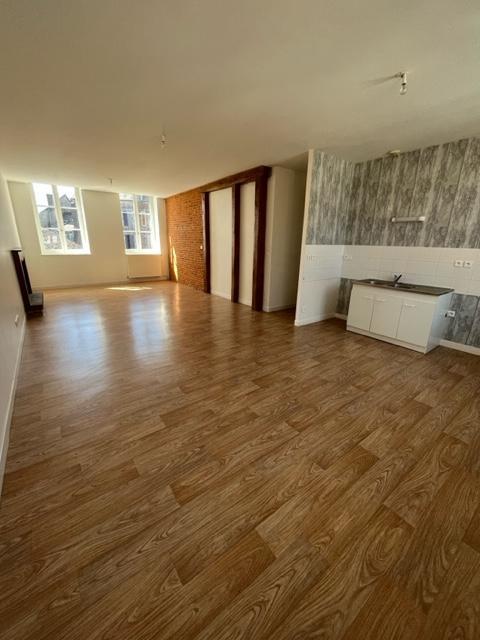 Appartement - 99 m² - 3 pièces