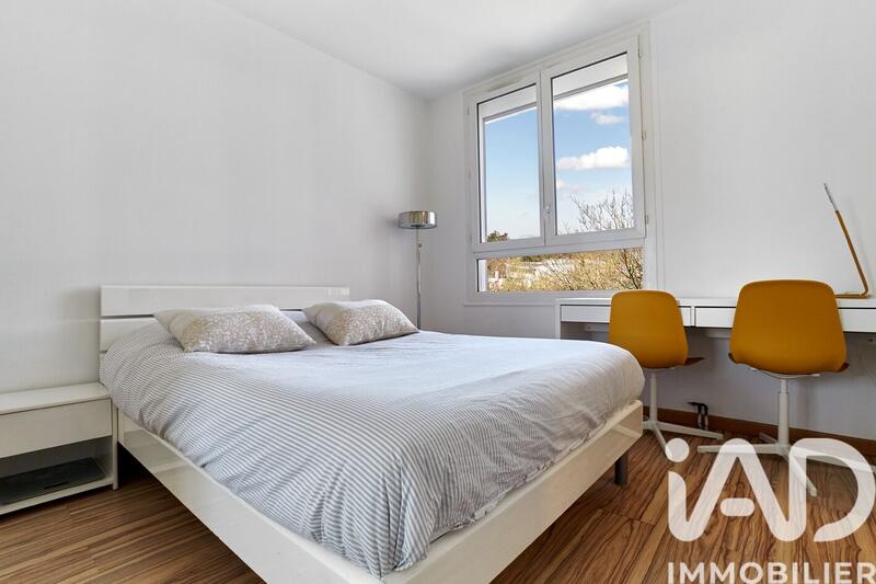 Appartement - 77 m² - 4 pièces