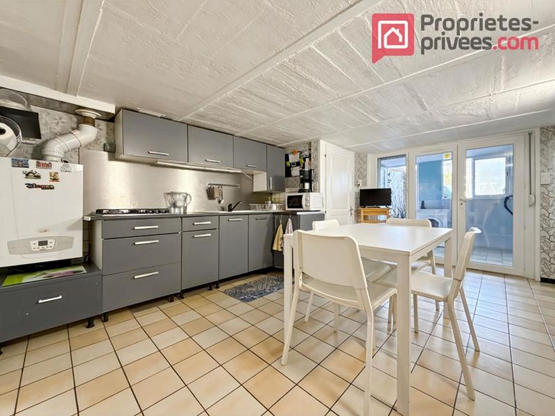 Maison - 94 m² - 5 pièces