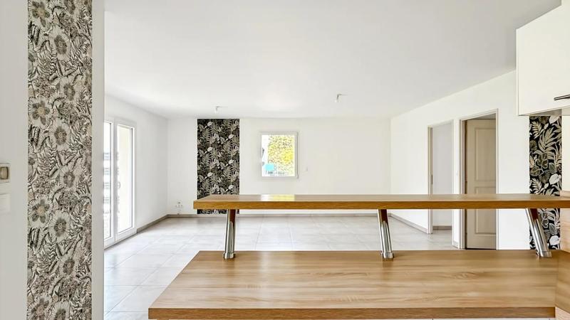 Maison - 102 m² - 5 pièces