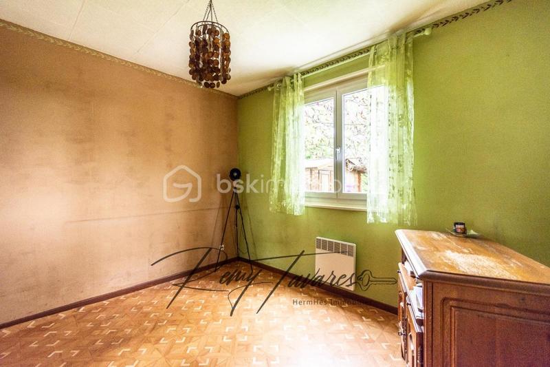 Pavillon - 90 m² - 5 pièces