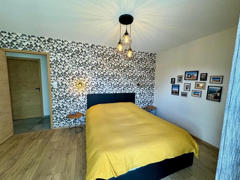 Maison - 266 m² - 8 pièces