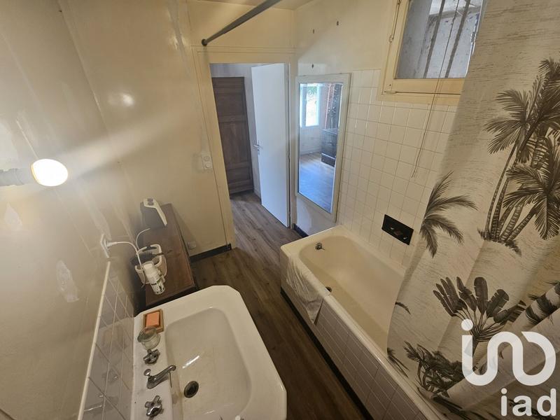 Maison - 245 m² - 15 pièces