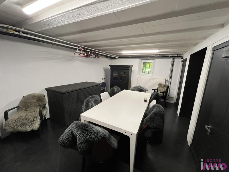 Maison - 197 m² - 7 pièces