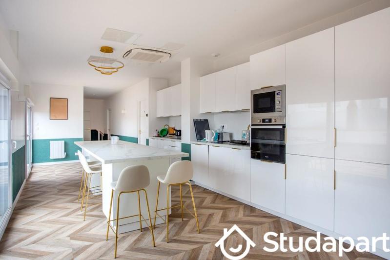 Chambre - 16 m² - 1 pièce