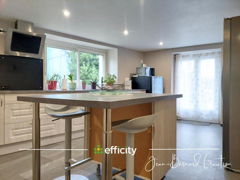 Maison - 176 m² - 6 pièces