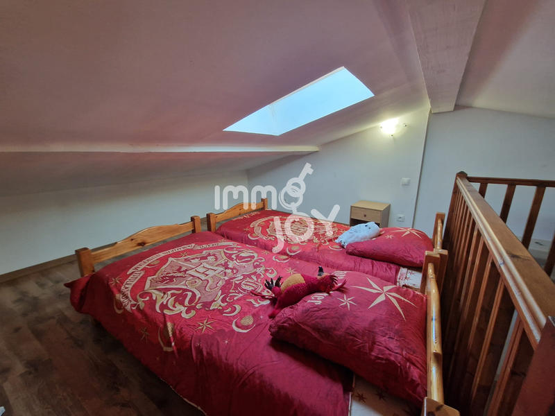 Immeuble - 170 m² - 8 pièces