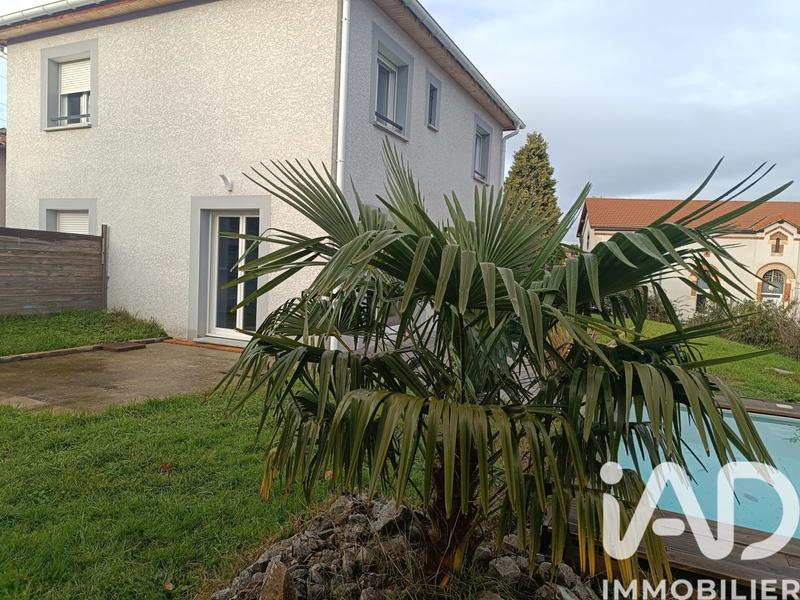 Maison - 102 m² - 5 pièces