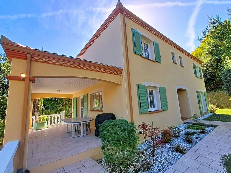 Maison - 148 m² - 5 pièces