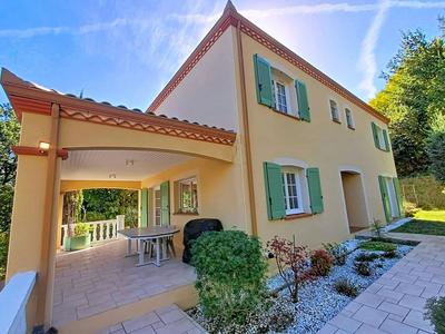 Maison - 148 m² - 5 pièces