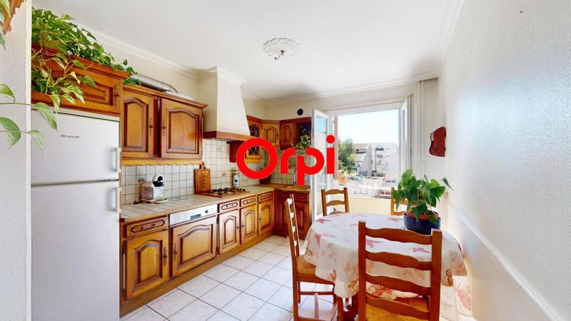 Appartement - 83 m² - 4 pièces