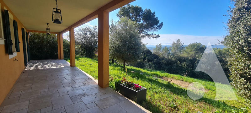 Villa - 205 m² - 5 pièces