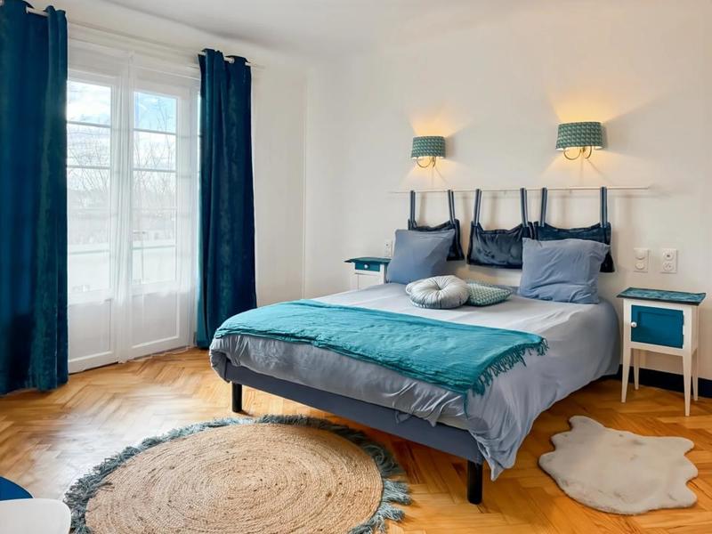 Maison - 235 m² - 6 pièces