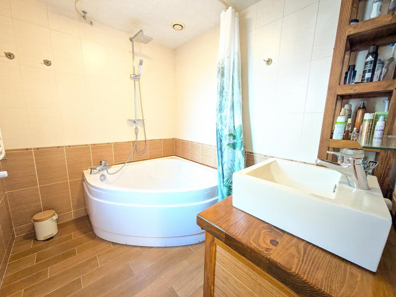 Maison - 170 m² - 10 pièces