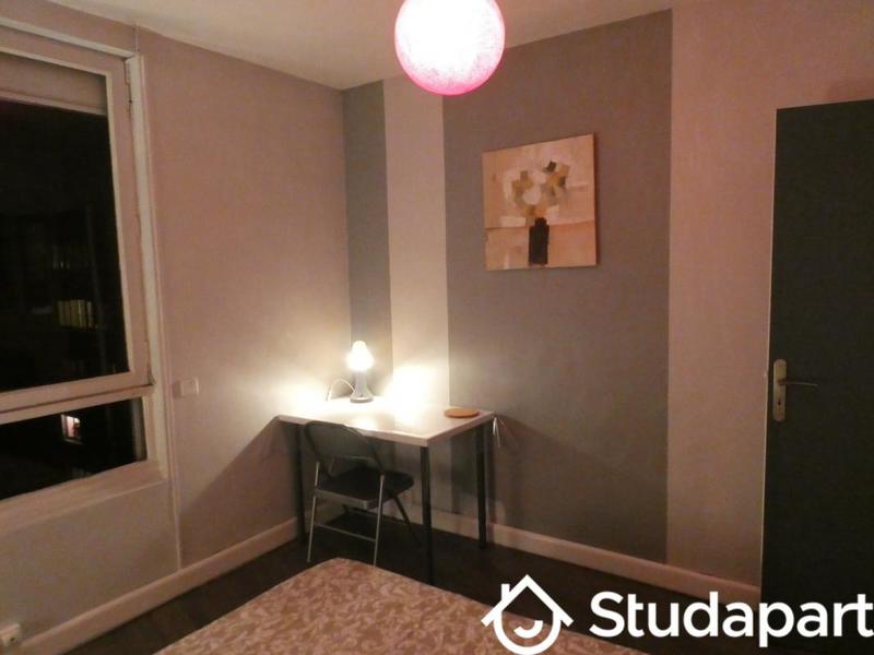 Chambre - 13 m² - 1 pièce