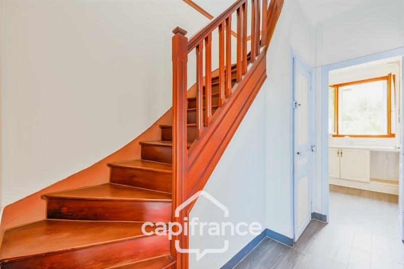 Maison - 95 m² - 5 pièces