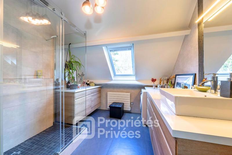 Maison - 135 m² - 6 pièces