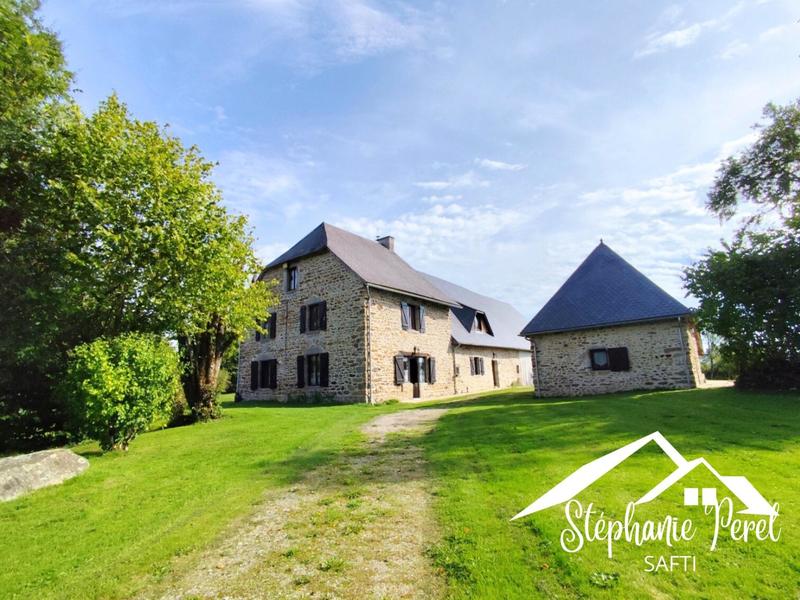 Maison - 210 m² - 6 pièces