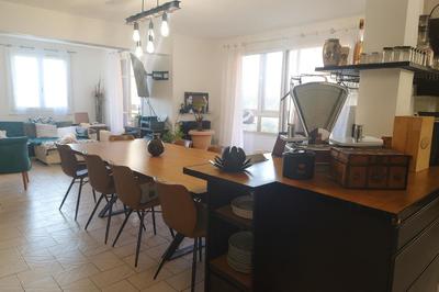 Maison - 289 m² - 9 pièces