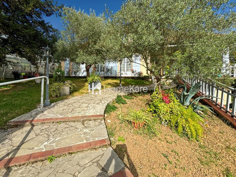 Maison - 175 m² - 6 pièces