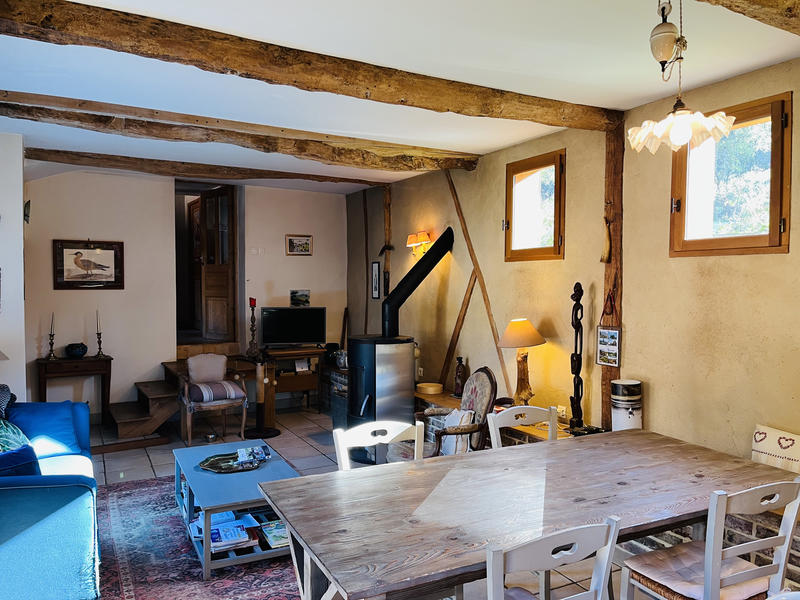 Maison - 235 m² - 8 pièces