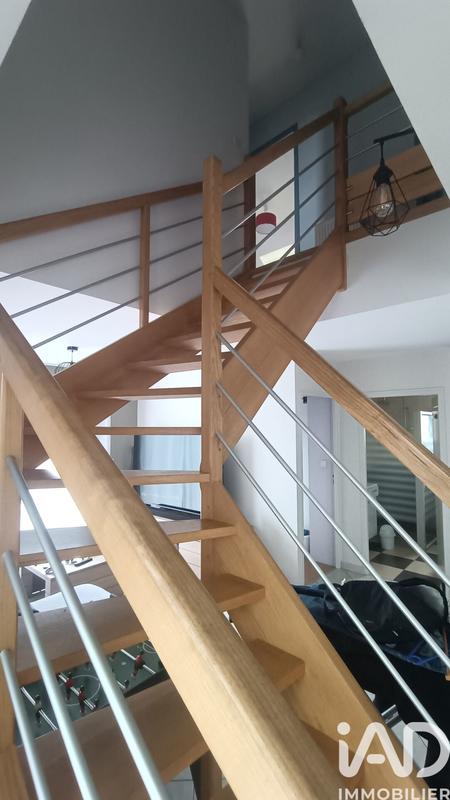 Maison - 137 m² - 7 pièces