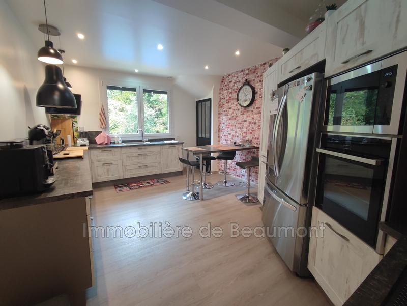 Maison - 260 m² - 7 pièces