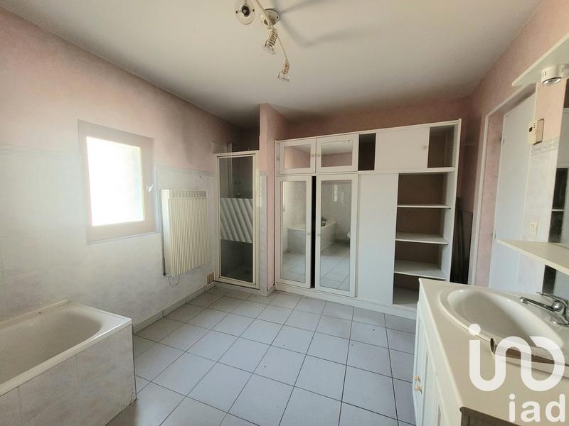 Maison - 189 m² - 8 pièces