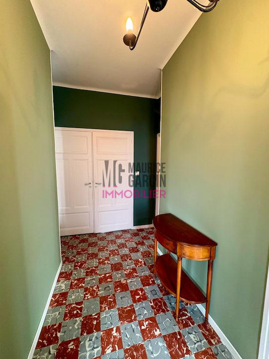 Maison - 115 m² - 4 pièces