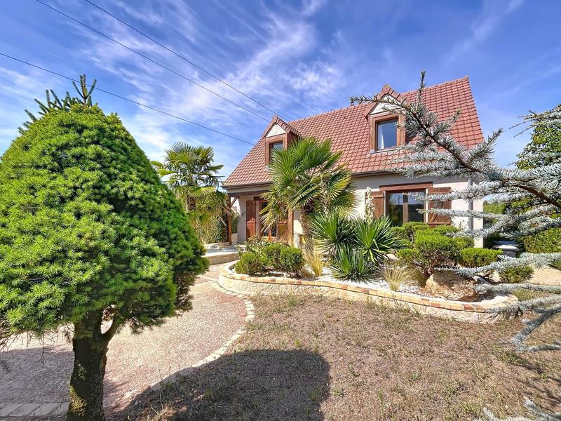 Maison - 137 m² - 5 pièces