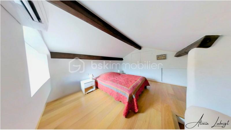 Moulin - 187 m² - 4 pièces