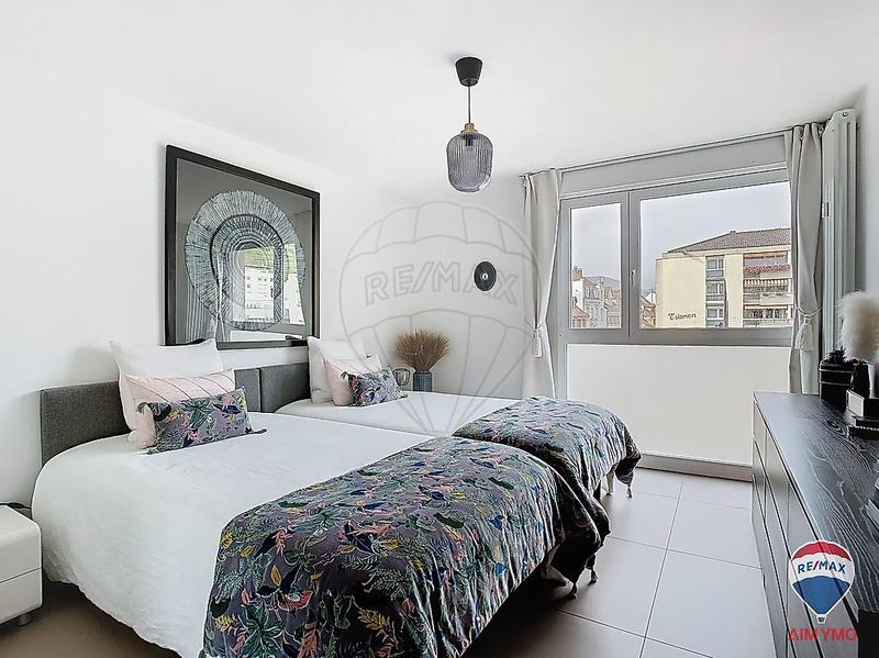 Appartement - 115 m² - 5 pièces