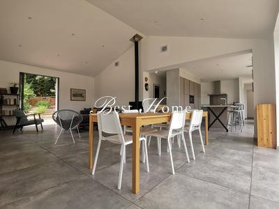 Maison - 156 m² - 5 pièces