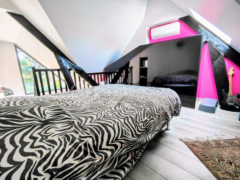 Maison d'architecte - 239 m² - 10 pièces