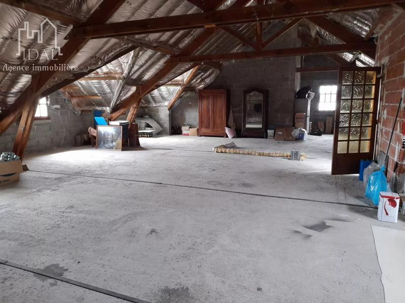Maison - 597 m²