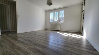 Maison - 67 m² - 4 pièces