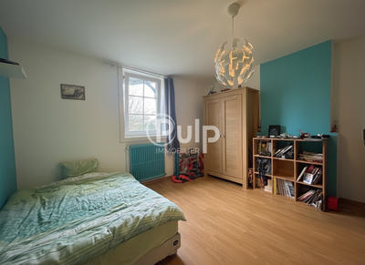 Maison - 202 m² - 6 pièces