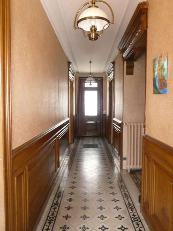 Maison - 228 m² - 7 pièces