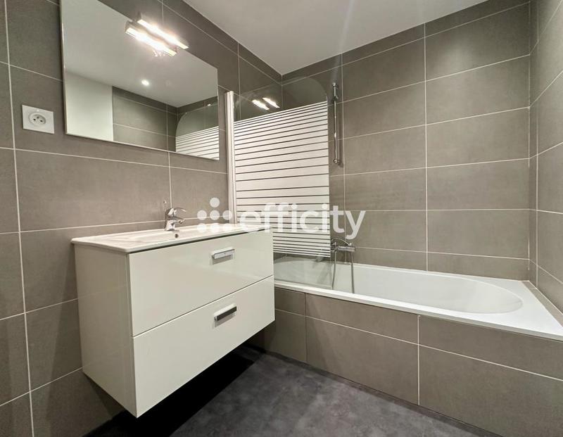 Appartement - 108 m² - 5 pièces