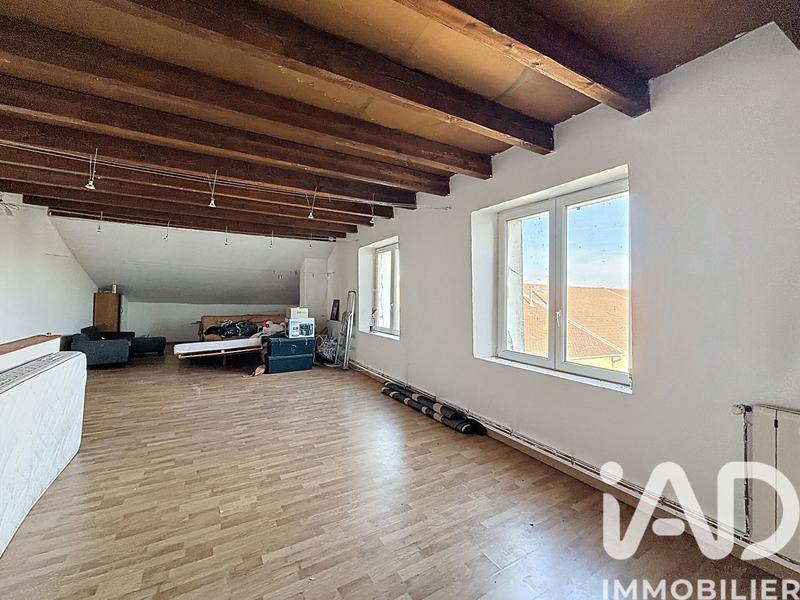 Maison - 204 m² - 6 pièces