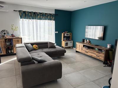 Maison - 95 m² - 4 pièces