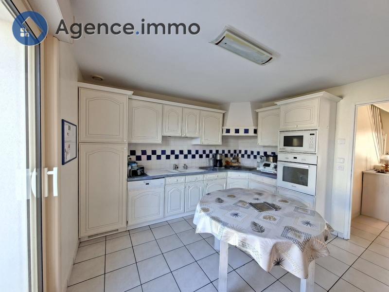 Maison traditionnelle - 139 m² - 7 pièces