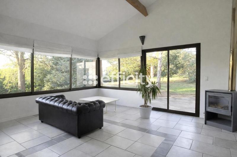 Maison - 209 m² - 5 pièces