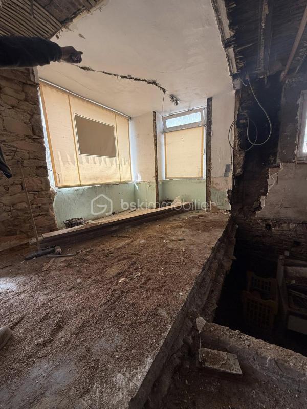 Maison - 80 m² - 6 pièces