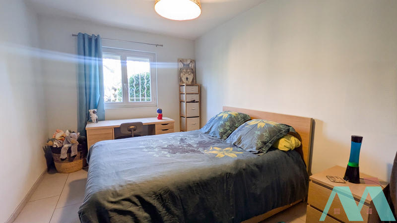 Maison - 182 m² - 6 pièces