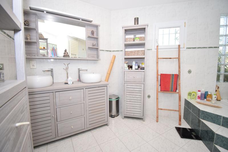 Villa - 228 m² - 7 pièces