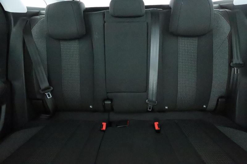 Peugeot 3008 1.5 Blue-HDi Active Business Eat8 130 ch