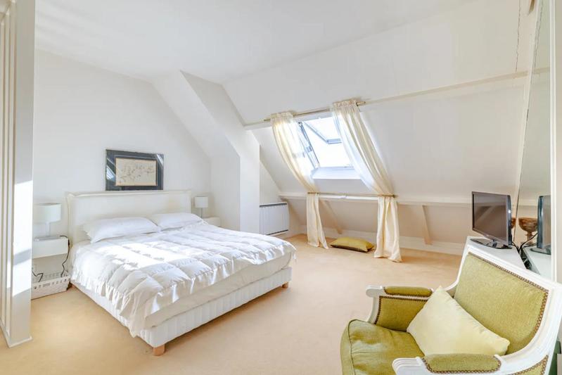 Duplex - 152 m² - 5 pièces