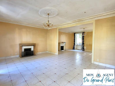 Maison - 180 m² - 7 pièces