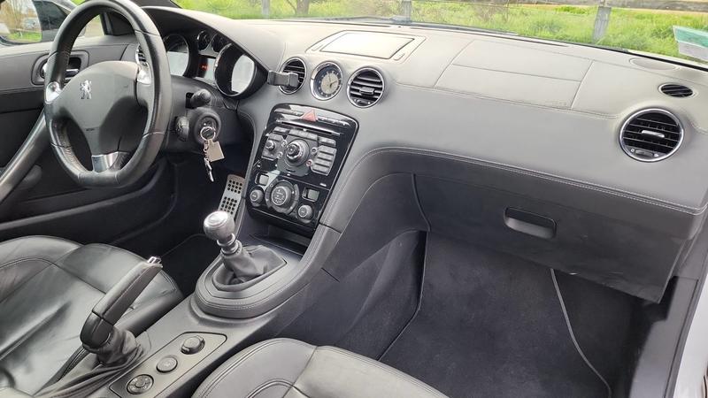 Peugeot Rcz 2.0 HDi 163 .